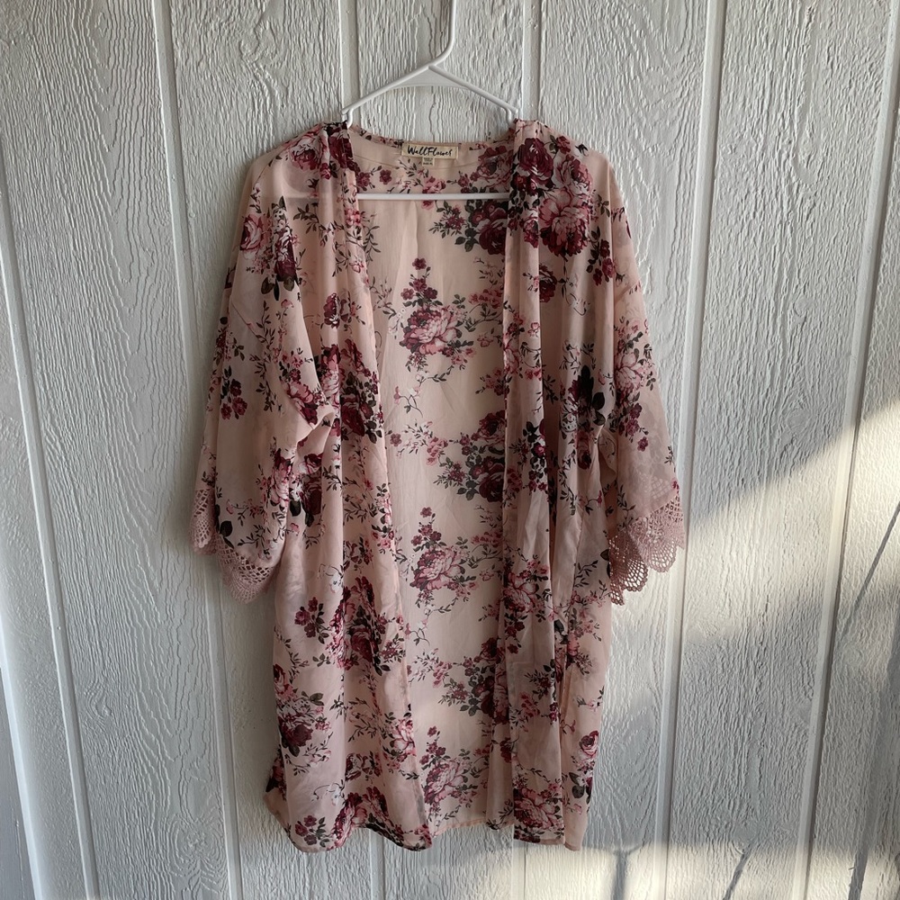 ‼️SOLD‼️WallFlower Light Pink Floral Cardigan